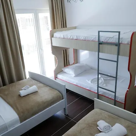 Fishta Q6 37 Apartment