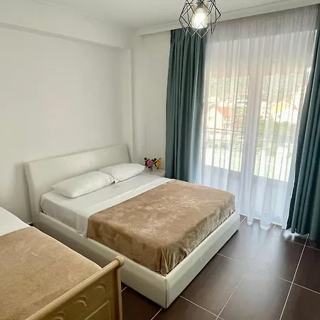 Apartament Fishta Q6 37 *